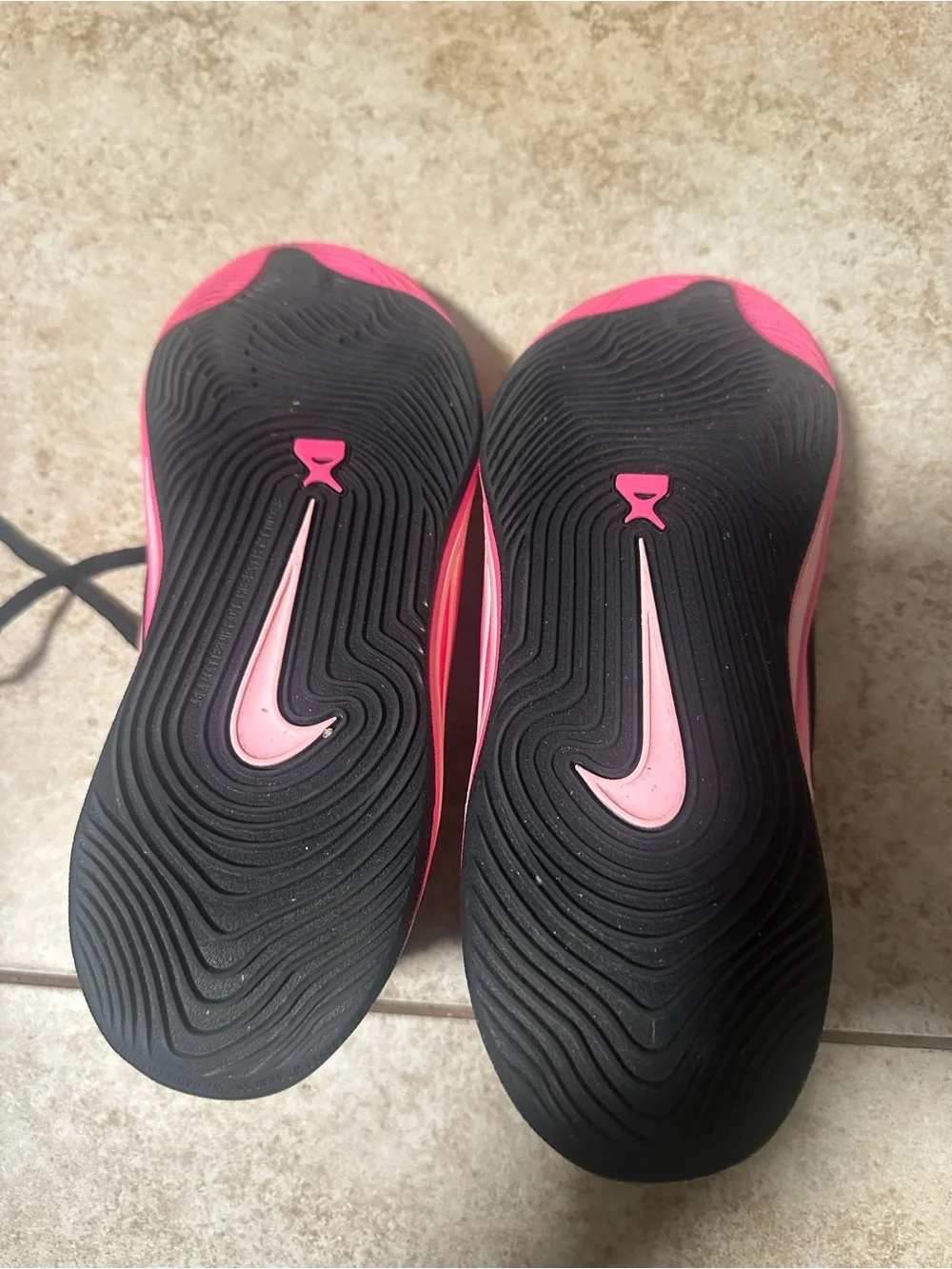 Nike Men's Pink and Black Cushioning Training Sneakers